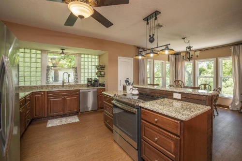 WHIPPOORWILL HILL ON THE GUADALUPE home image 11